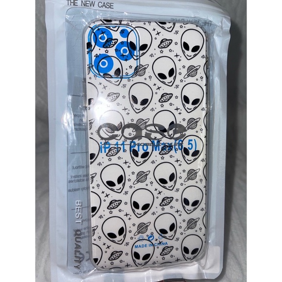 Cartoon Alien iPhone 11 Pro Max Case 👽 - Picture 10 of 17